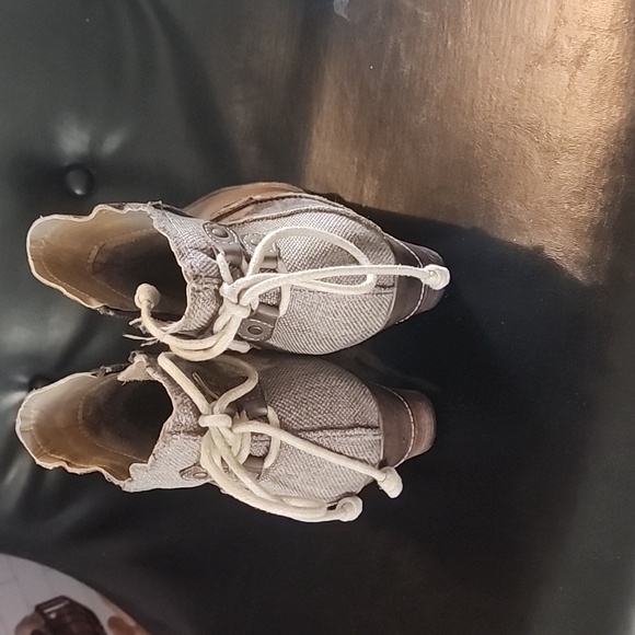 Ankle boots - Picture 3 of 3